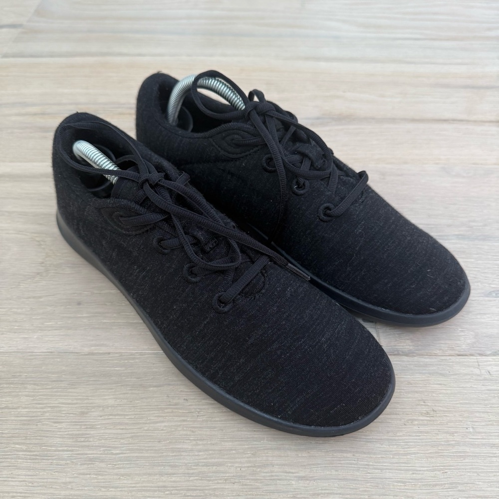 Merinos Women's Black Lace-up Merino Wool Shoes Size 10